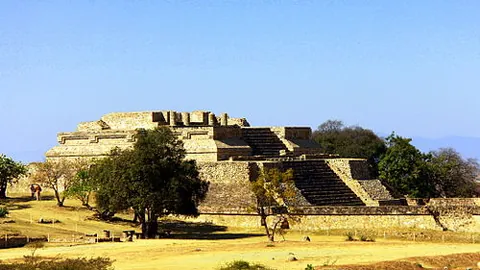 宋凯执掌足协大权，引领足球改革新篇章。